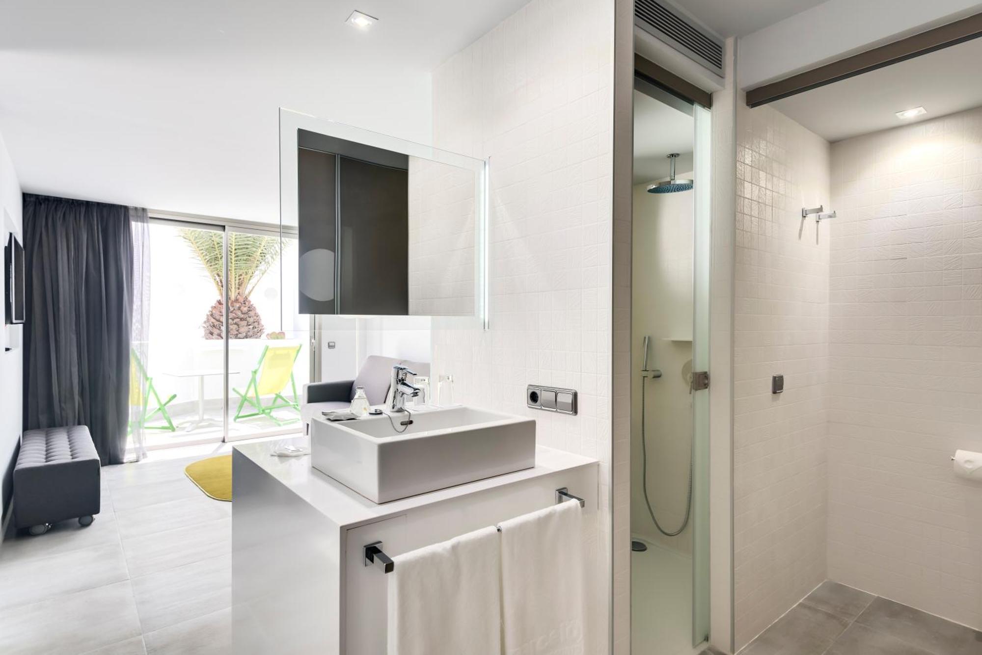 Barcelo Teguise Beach - Adults Only Коста Тегисе Екстериор снимка