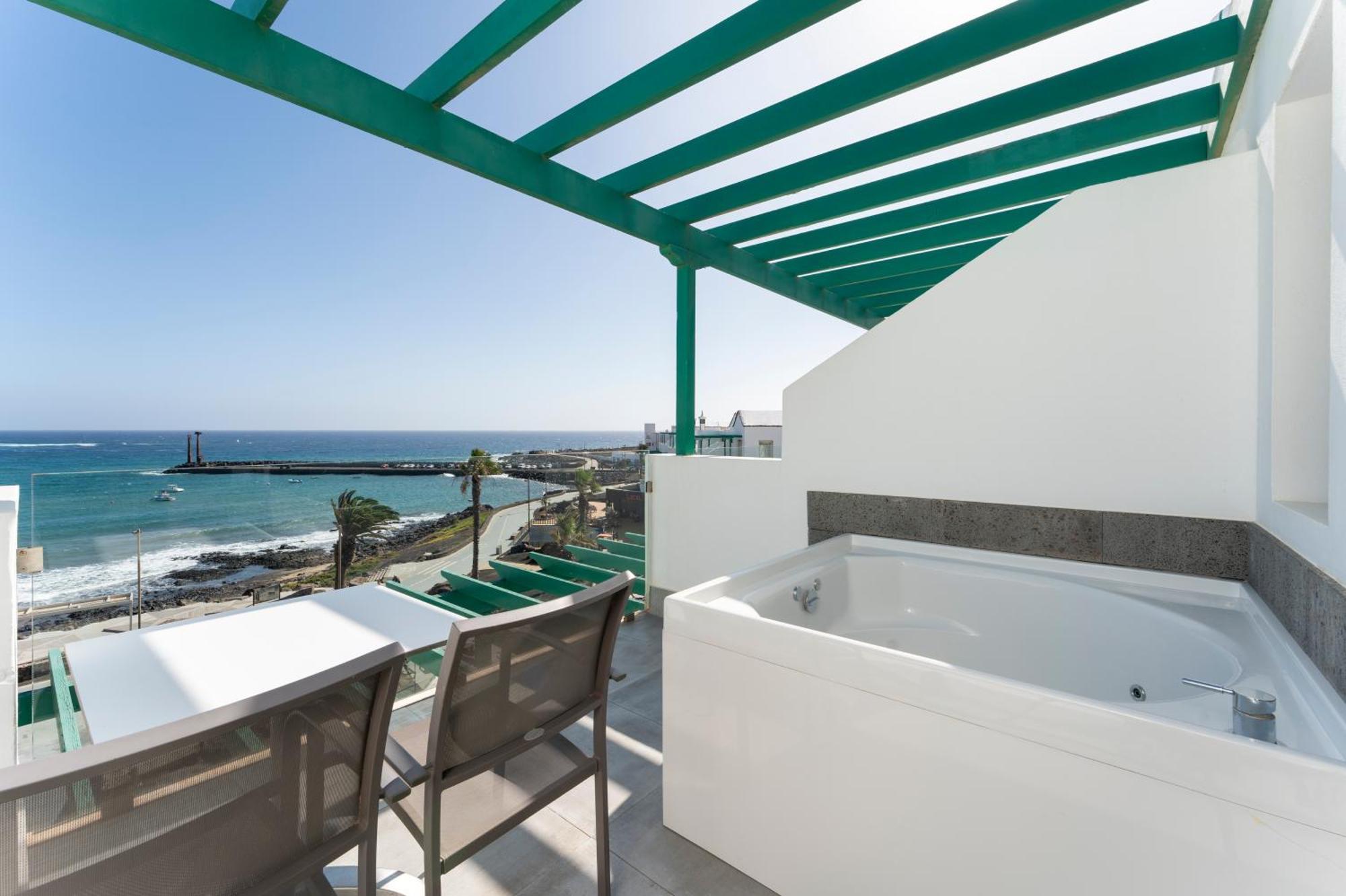 Barcelo Teguise Beach - Adults Only Коста Тегисе Екстериор снимка